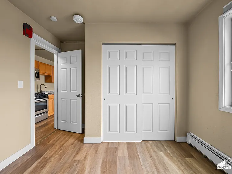 618 Gambell St #11 — Photo 18