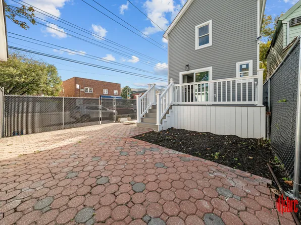 1017 East 92nd Street image 36 of 42