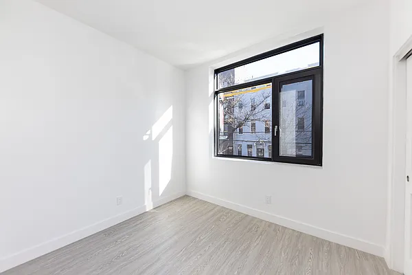 Rented by Oxford Property Group | media 21