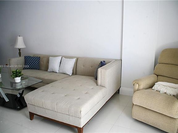 5th image of 4301 Collins Ave APT 703