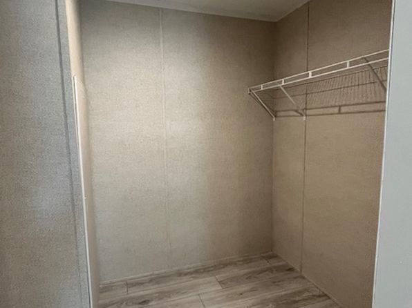 (undisclosed Address)