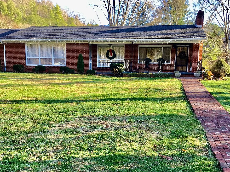 w/paved off street parking