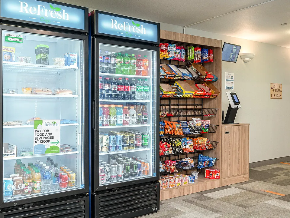 10th Street | Amenities