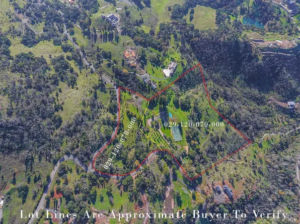 4740 Wallace Road, Santa Rosa, CA 95404