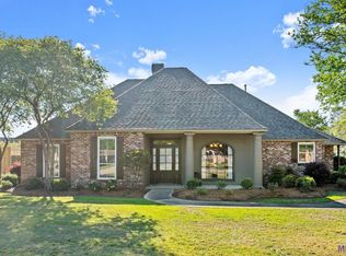 4029 White Oak Trace Dr, Baton Rouge, LA 70817