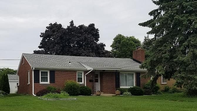 1st image of 3750 S Kinnickinnic Ave
