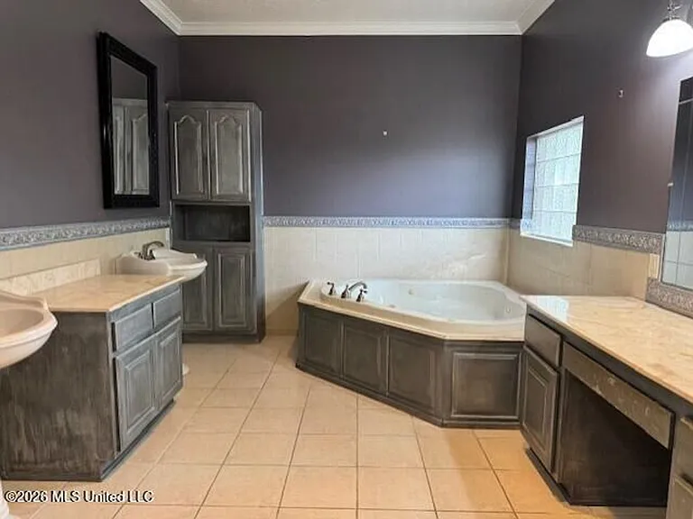 5300 Beardslee St — Photo 17