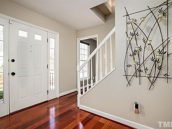 3rd image of 302 N English Hill Ln