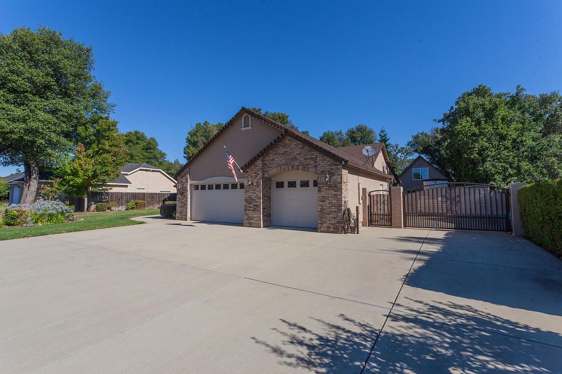 2970 Blue Horizon Dr, Redding, CA 96002 | Zillow