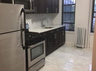 3250 48th St APT 1L, Astoria, NY 11103