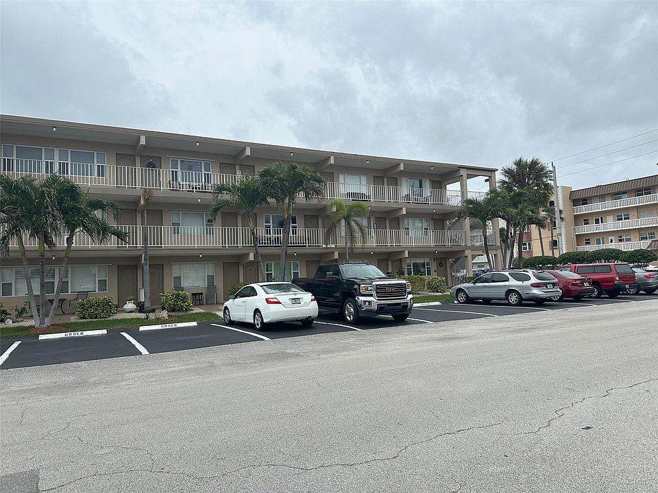 1st image of 3200 NE 7th Court #208c