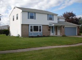 44 Jamaica Ln, Cheektowaga, NY