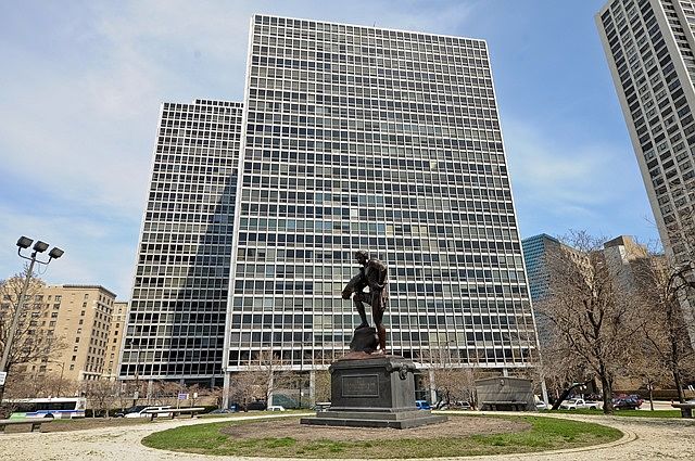 1st image of 340 W Diversey Pkwy APT 1116