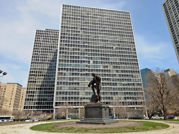 340 W Diversey Pkwy APT 1116, Chicago, IL 60657