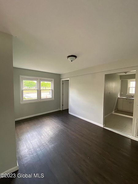 4th image of 77 Brevator Street