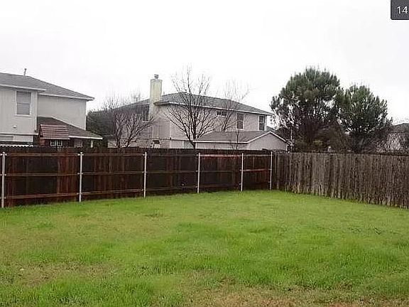 2nd image of 1134 Brashear Ln