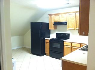 639 S Wilson Rd, Radcliff, KY 40160