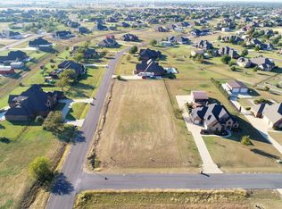 12901 Whisper Willows Ct, Haslet, TX 76052