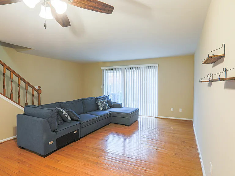 1020 Dartmouth Glen Way #1 — Photo 6