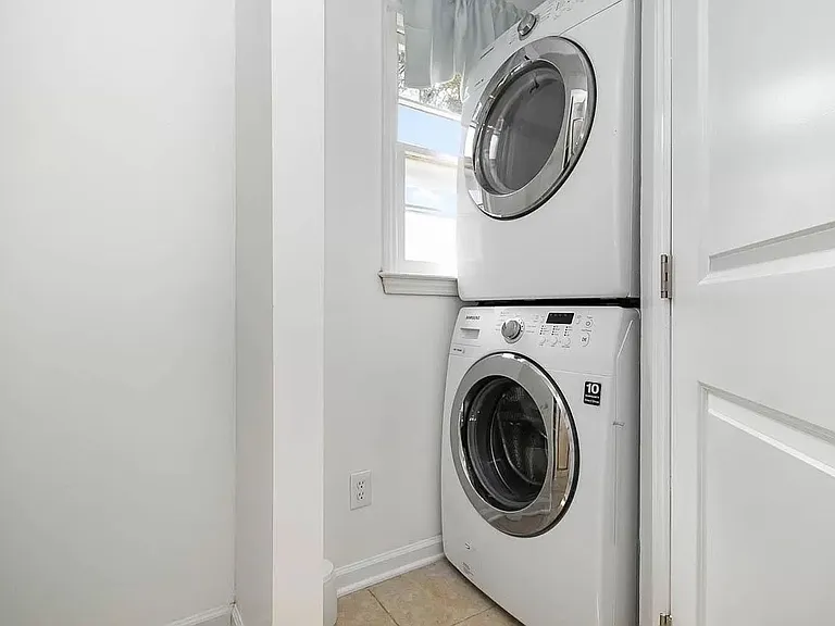 123 Archdale Dr — Photo 11