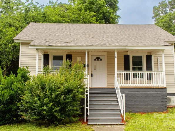10 Hampton St, Great Falls, SC 29055