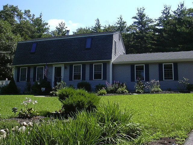 Beautifully landscaped front yard