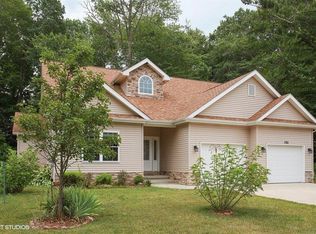 1761 Summerlin Dr, Chesterton, IN 46304