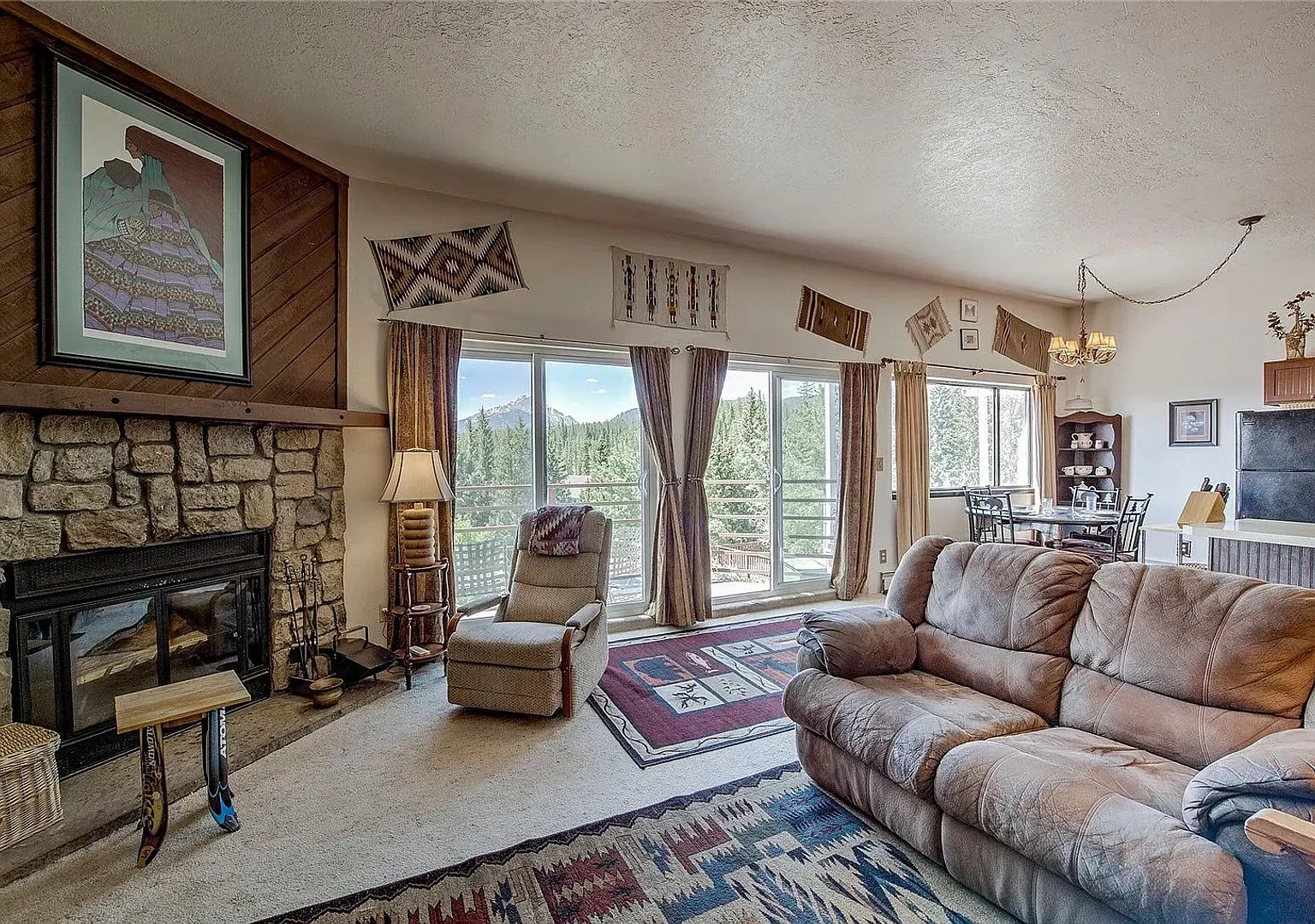 Buffalo Ridge Condo - Immaculate 2 Bedroom/2 Bath Unit w/Utilities Included — Photo 1