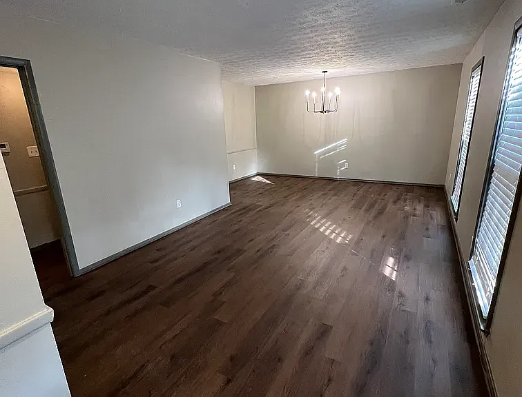 524 Elder St #524 — Photo 3