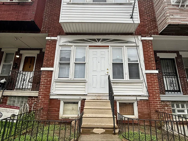 2121 Anchor St — Photo 42