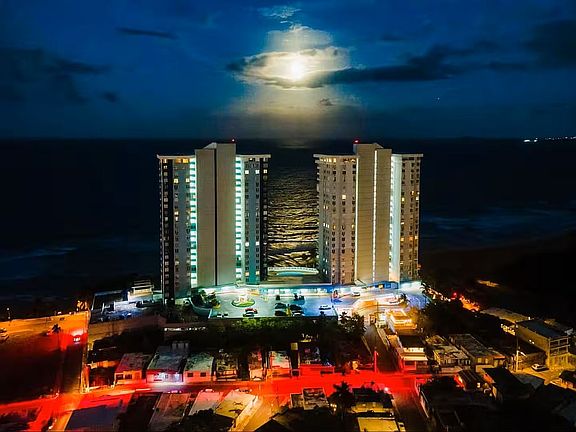 4th image of 1 Cond Sandy Hls W APT B21