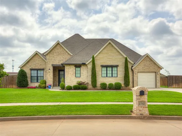 2312 Stonemill Ct, Yukon, OK 73099
