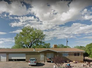 2118 Raven Ln SW, Albuquerque, NM 87105