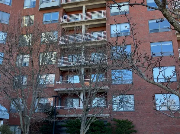 148 Breakwater Drive #619, South Portland, ME 04106