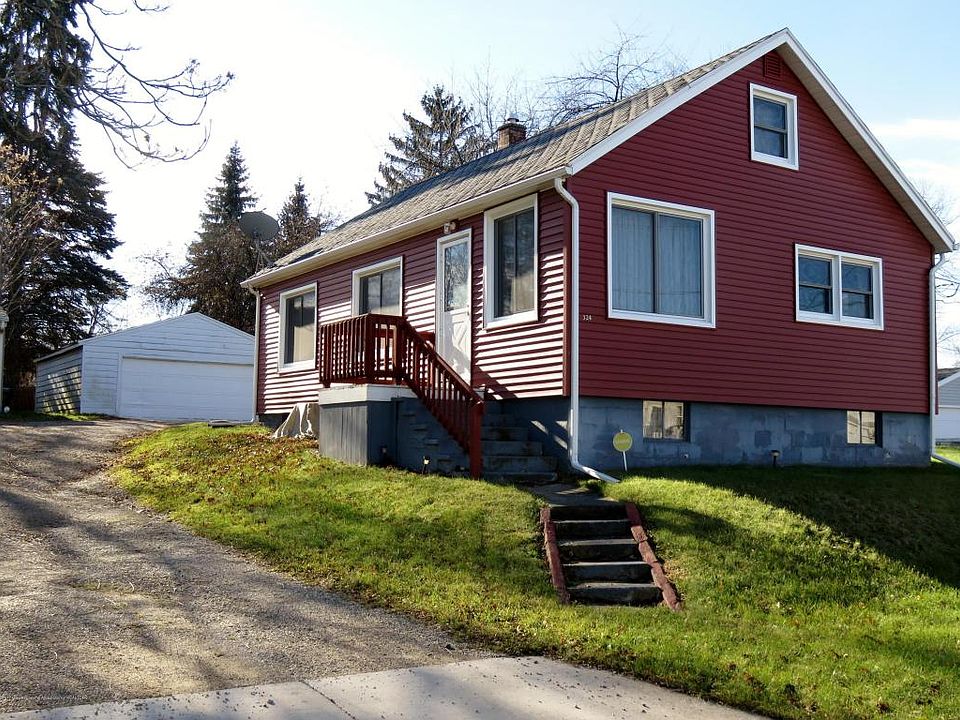 1st image of 324 Mosely Ave