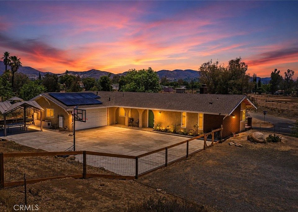 1st image of 21280 Cielo Vista Way