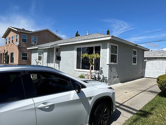3rd image of 1527 E 121st St