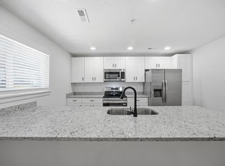 2903 15th Ave #203, Chattanooga, TN 37407