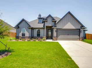 200 Trail Dust, Godley, TX 76044