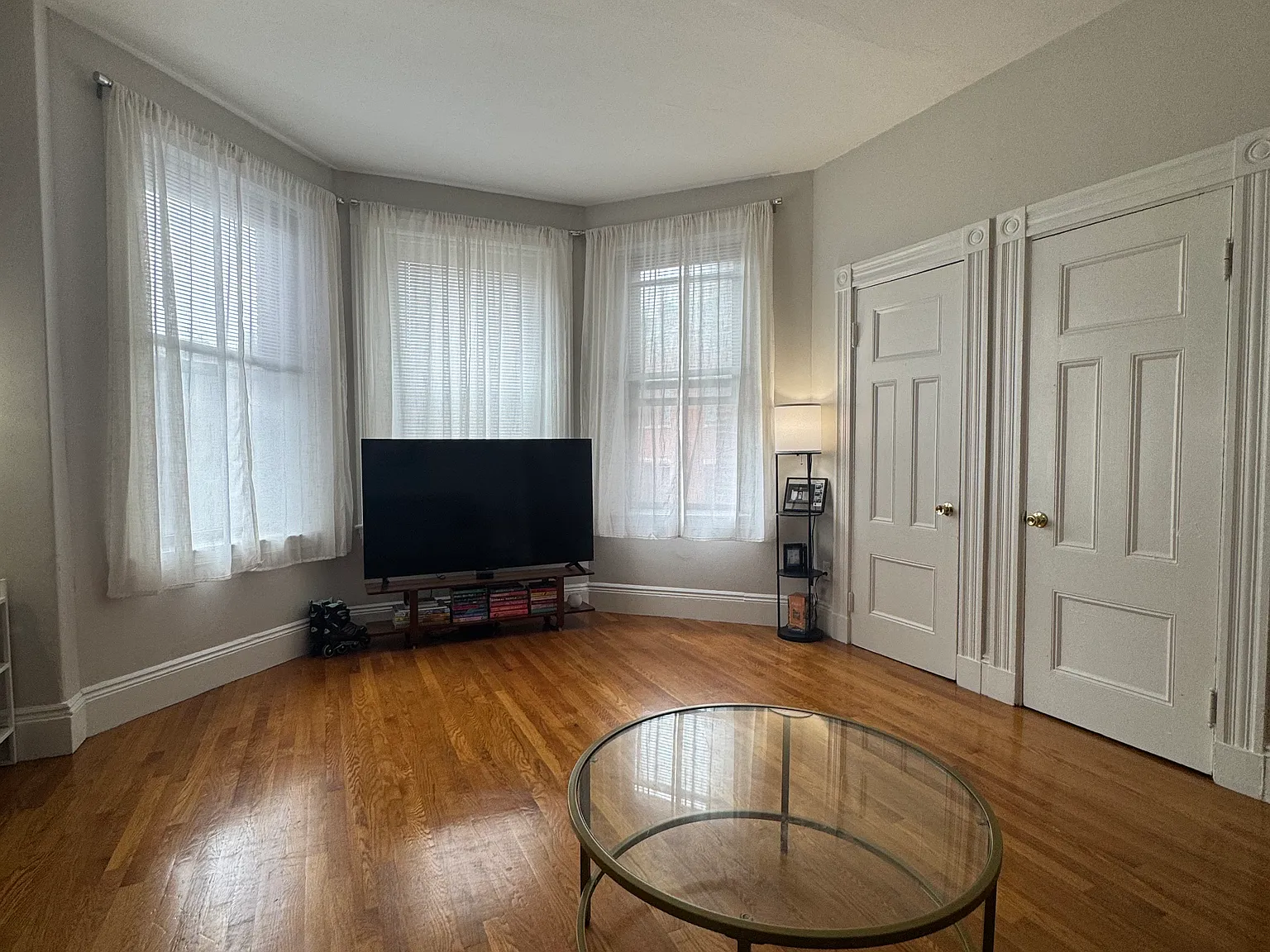 1 bed, 700 sqft, $2,700 — Photo 4