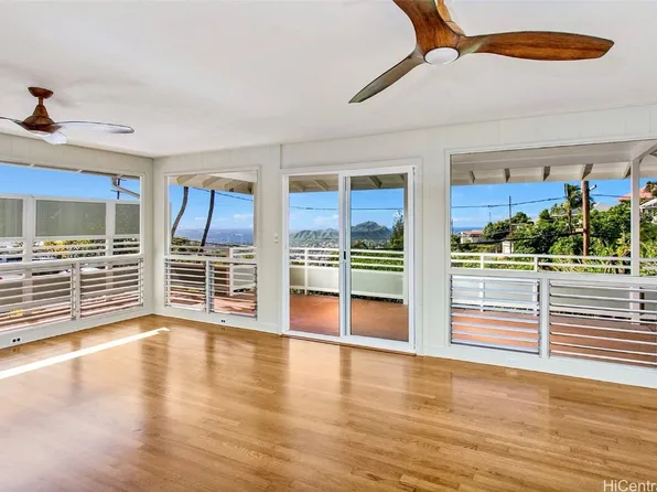 1904 Iwi Way, Honolulu, HI 96816