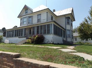 705 S 8th Ave, Broken Bow, NE 68822
