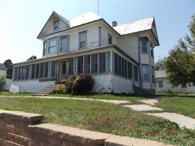705 S 8th Ave, Broken Bow, NE, 68822