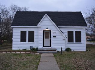 213 California St E, Sulphur Springs, TX 75482