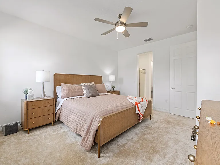 3335 NW 52nd Avenue Rd — Photo 20