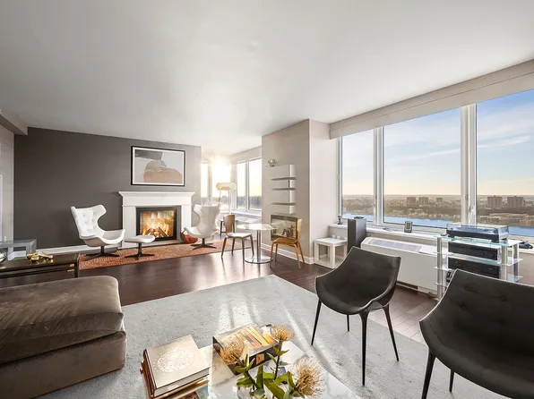 80 Riverside Blvd #Ph1b, New York, NY 10069