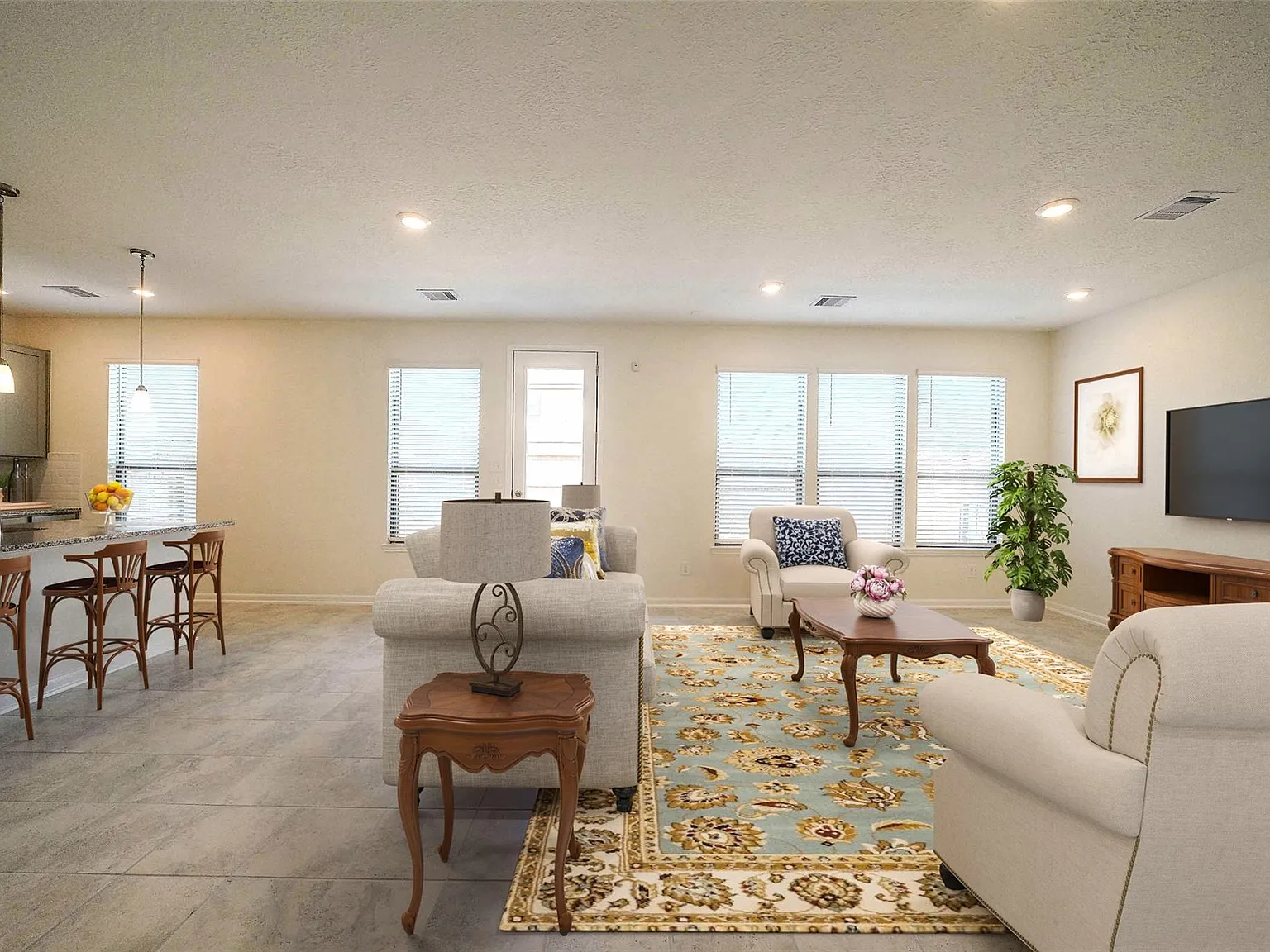 3 bed, 2.5 bath, 2540 sqft, $2,150 — Photo 4