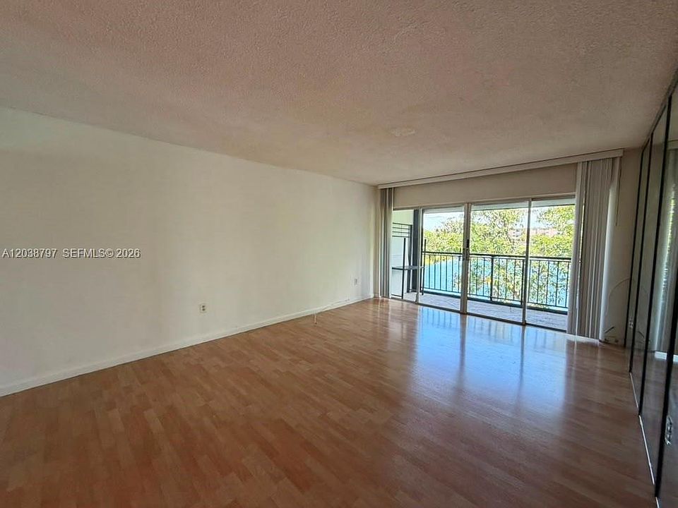 1st image of 8775 Park Blvd APT 318