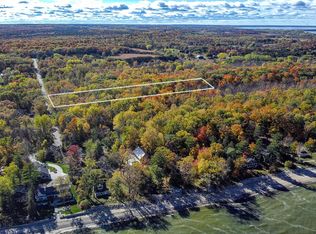 Edgewater Beach Rd, Green Bay, WI 54311