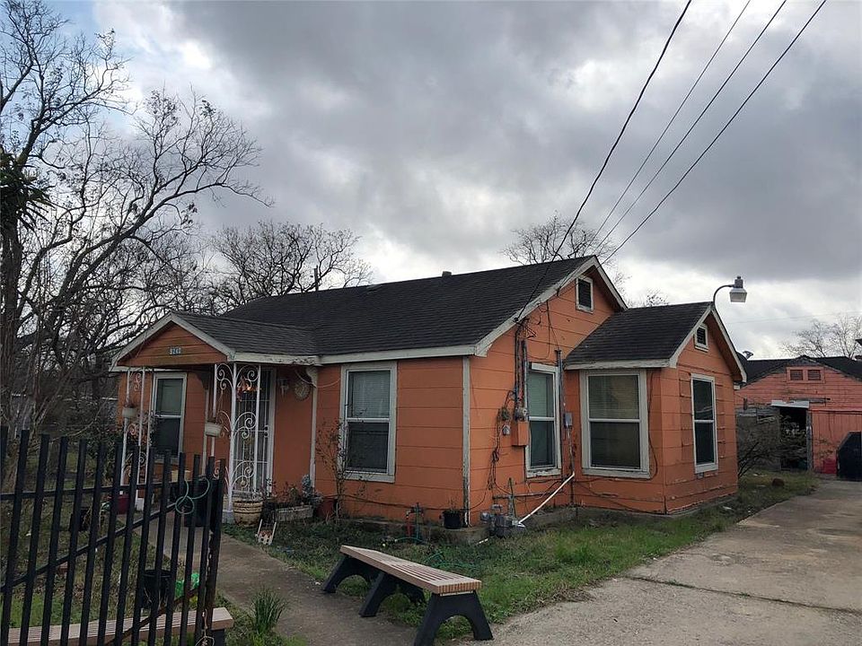 1st image of 9240 E Avenue P